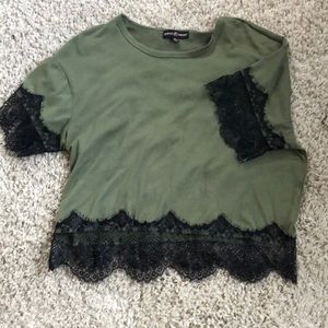 Short Sleeve Green Shirt with Black Lace